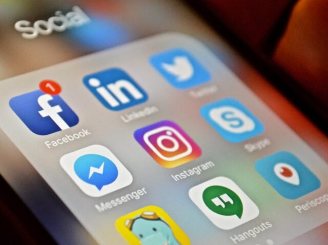 Social Media (Photo: staceymacnaught.co.uk)