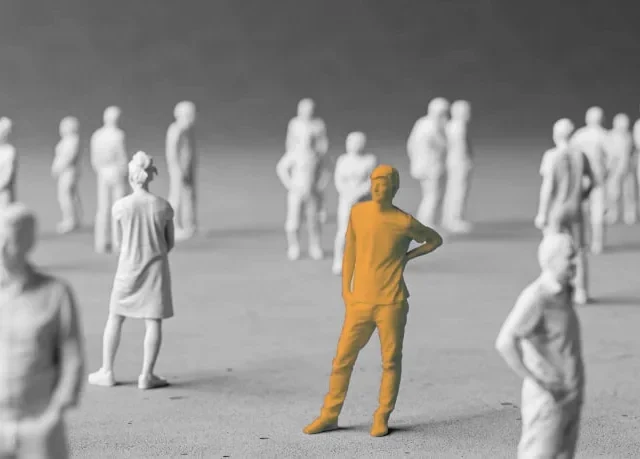 miniature-peop111le-min_VM